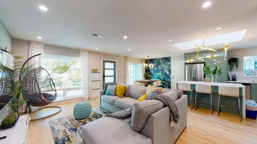 San Jose Casa | @ Marbella Lane - SJ Designer Home 3BR Ldry+P