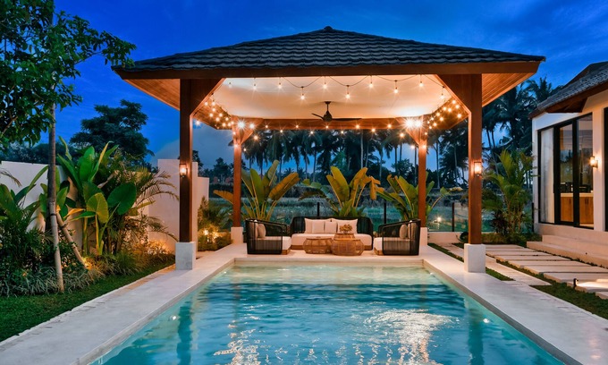 Peliatan Villa | Marbella Villa by Betterplace