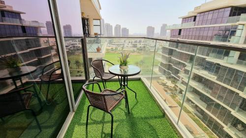 Dubai Apartamento | Marco Polo - Serene 1 BR APT amidst Golf Course with Gym & Pool