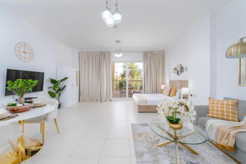 Jumeirah Village Triangle Apartamento | Marcopolo - Spacious Huge Balcony, Park View, Pool