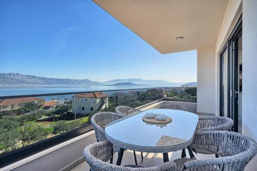 Slatine Apartamento | Mare‘s Place - Premium Seaview Apartment