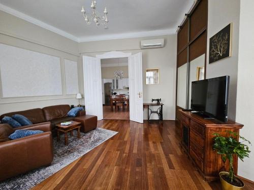 Orszagut Apartamento | Margaret Buda Apartman city view