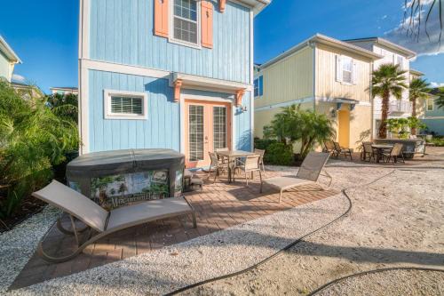 West Kissimmee Casa | Margarita Beach House Cottage Near Disney With Private Hot Tub & Island H20 Waterpark Access - 3074Pi