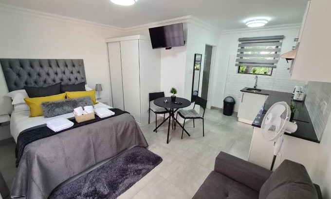 Germiston Apartamento | Marielitsa Guest Suite No 5