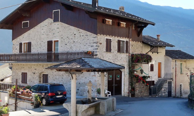 Mazzo di Valtellina Apartamento | Mariella by Interhome