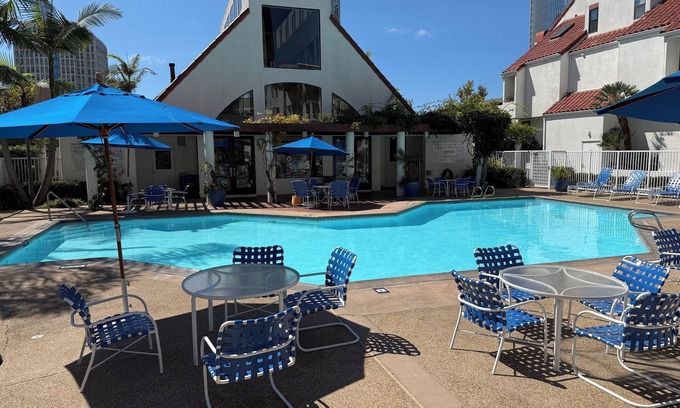 Columbia Casa | Marina District Townhouse steps from Seaport Village, Little Italy, and Bay