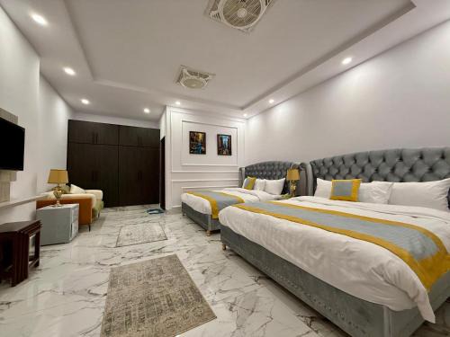 Loralai District Hotel | Marina Suites Lahore