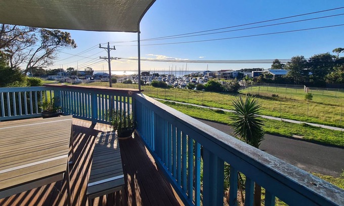 Loch Sport Casa | Marina Views, Murals, Views & tranquility.