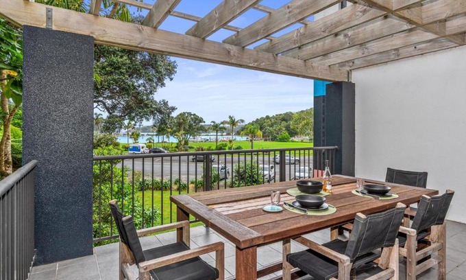 Tutukaka Casa | Marina Vista - Tutukaka Holiday Home