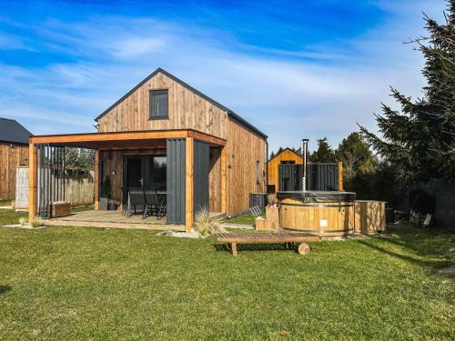 Kolczewo Casa | Marine house-Nowoczesna stodoła nad morzem,duży ogród,prywatny hot tub