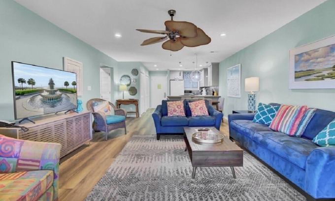 Pelican Bay Condominio | Mariner's Walk 9C / 2 BR Cerca del océano Condo w / Wild Dunes Servicios!