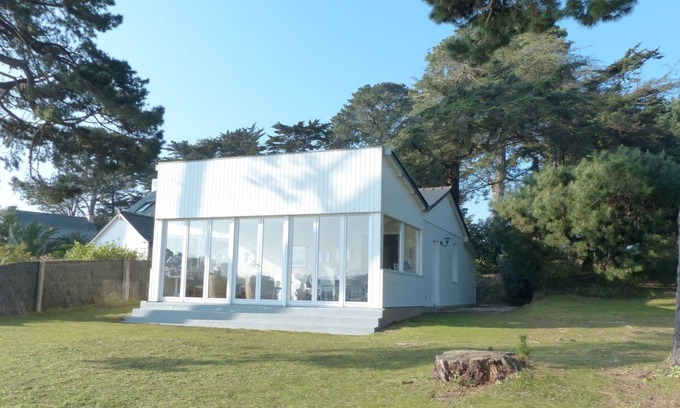Baden Chalet De Esquí | Maritime cottage with exceptional sea view