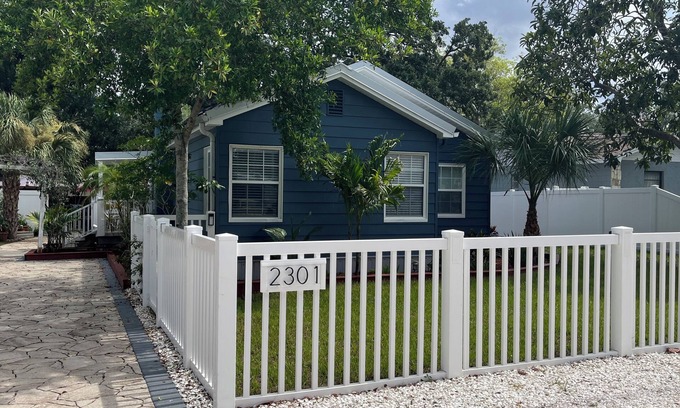 Tampa Casa | Marjory's Cottage in the heart of Tampa