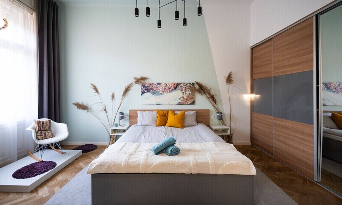 Felheviz Apartamento | Mark’s modern flat at Margaret Island