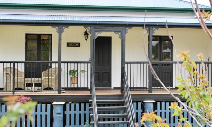 Stanthorpe Cabaña | Marlay View Cottage. Luxurious, modern, spacious.