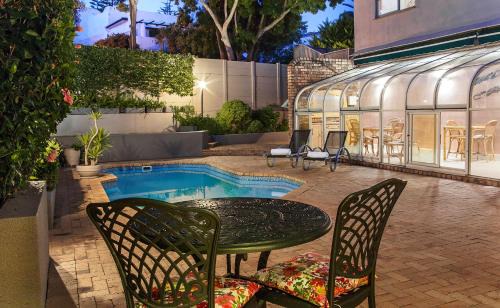 Eikenbosch Casa | Maroela House Guest Accommodation