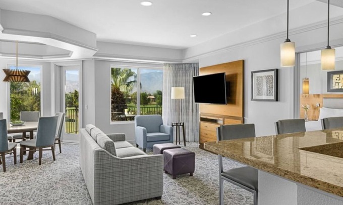 Palm Desert Complejo | MARRIOTT DESERT SPRINGS VILLAS II- ONE BEDROOM + Kitchen + Living Room SLEEPS 4