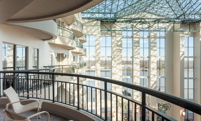 Hitch Village - Fred Wessels Homes Hotel | Marriott Savannah Riverfront