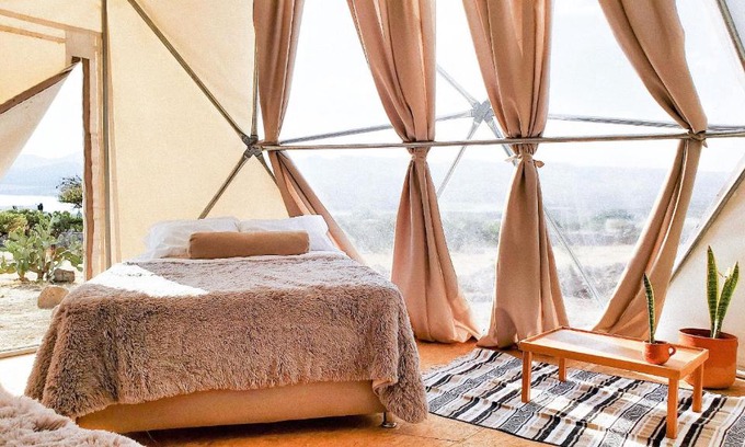 Jesus Maria Otro | Mars Glam Camp
