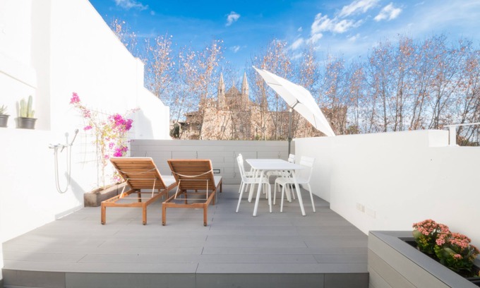 Old Town Apartamento | Marsuites 4 - Penthouse Palace and Cathedral View (Fourth floor)