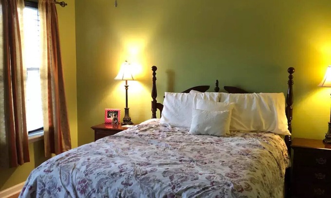 Evans Hotel | Martinez home Masters Rental- Sleeps 8