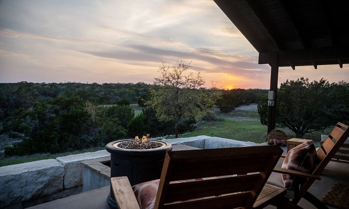 Kerrville Cabina | MARULA - A romantic African Safari in the Texas Hill Country