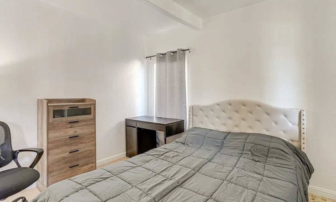 San Pablo Casa | Marvelous 4-bedroom bungalow with WiFi in San Pablo