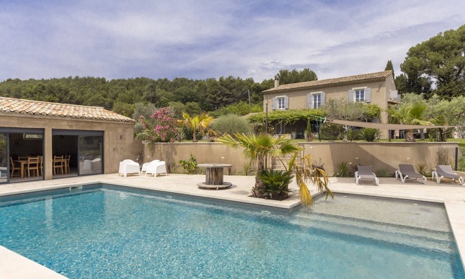 Noves Villa | Mas Carla - Luxury home located in the typical Provençal town of Noves (Bouches-du-Rhône).