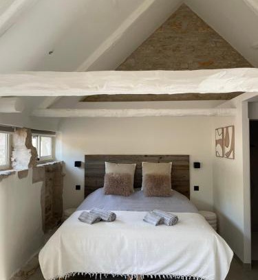 Calvignac Cama Y Desayuno | Mas de Méjas Chambre d'hôtes La Pierraille