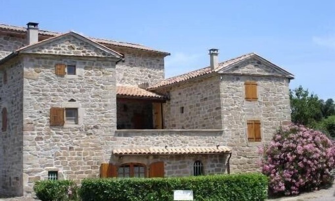 Les Salelles Otro | casa provenzal Mas con los beneficios de la piscina muy ordenadas. Ardèche MAS