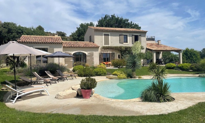 Vernegues Otro | Mas du Zébu bleu - Villa for 8 with pool and spa, panoramic view
