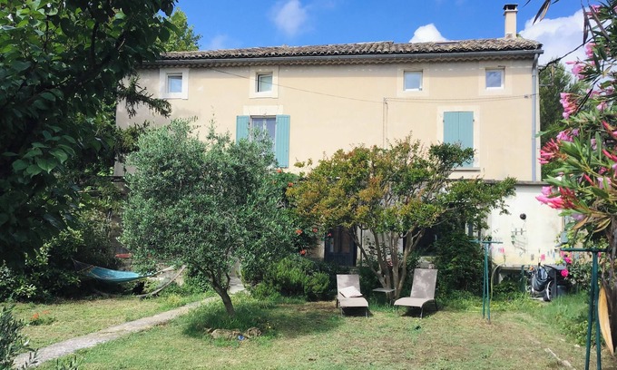Entraigues-sur-la-Sorgue Otro | Mas provençal near Avignon