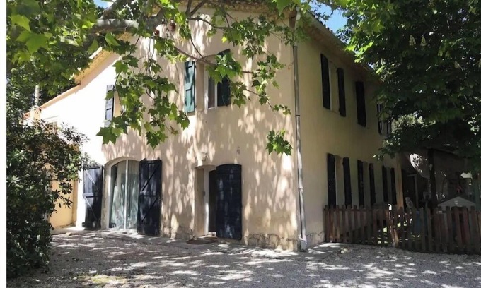Roquevaire Otro | Mas Provençal swimming pool near Cassis Aix Marseille sleeps 14