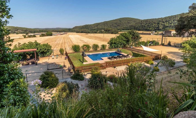 Brunyola Casa | Mas Roca – Casa rural en entorno único