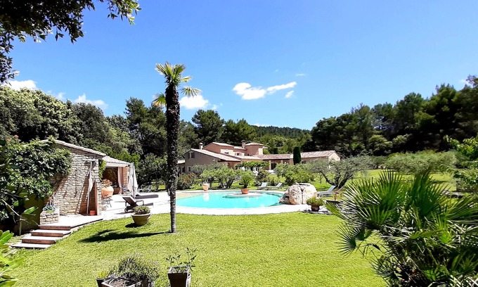 Les Baux-de-Provence Otro | Mas with swimming pool in Les Baux-de-Provence