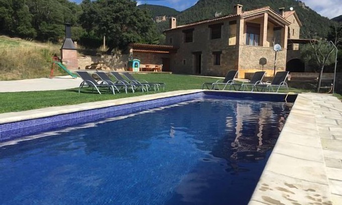 L'Espunyola Cabaña | Casa rural Masia La Coromina para 10 personas perfectamente (alquiler íntegro)