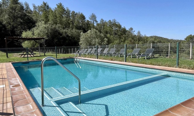Santa Maria d'Olo Otro | Masia Torrités - 9 bedroom 1000 m2 holiday home with private pool