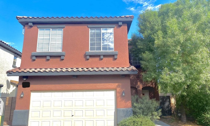 Enterprise Casa | Master Suite and Guest Rooms for budget Travelers