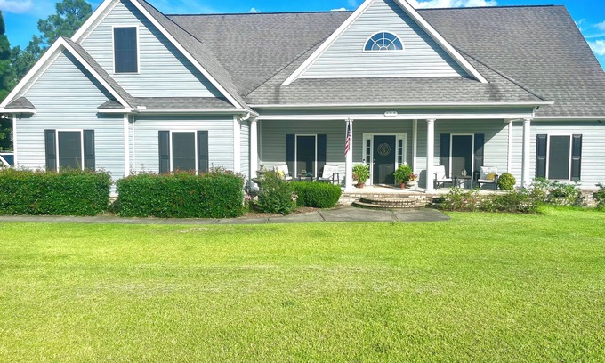 Langley Casa | Masters Rental Home