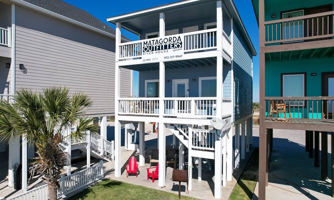 Elmaton Casa | Matagorda Outfitters River Rental