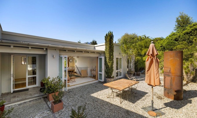 Fernhill Casa | Matau Crest - Luxury Retreat