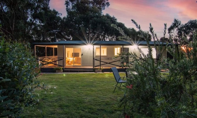Gisborne South Cabina | Matilda Cottage Macedon Ranges quiet rural retreat