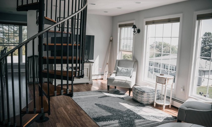 Matunuck Casa | Matunuck Beach House: Large 3 Story house: Ocean views