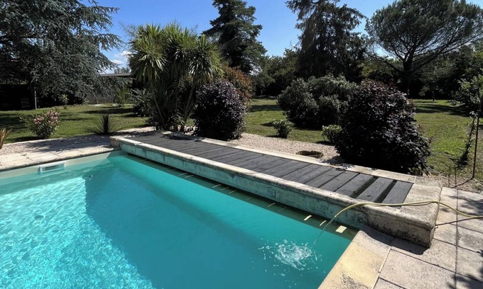 Lafitole Casa | Maubourguet Villa - Sleeps 10 - Pool & Games