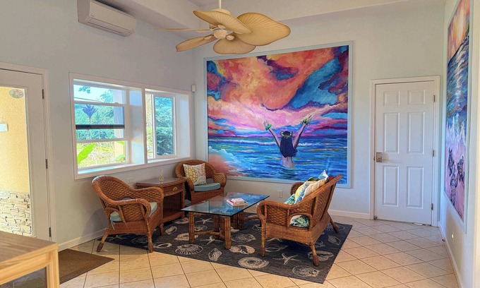 Kahana Cama Y Desayuno | Maui Beach House | Ocean View Bed & Breakfast | BBQ, Garden & Free Parking