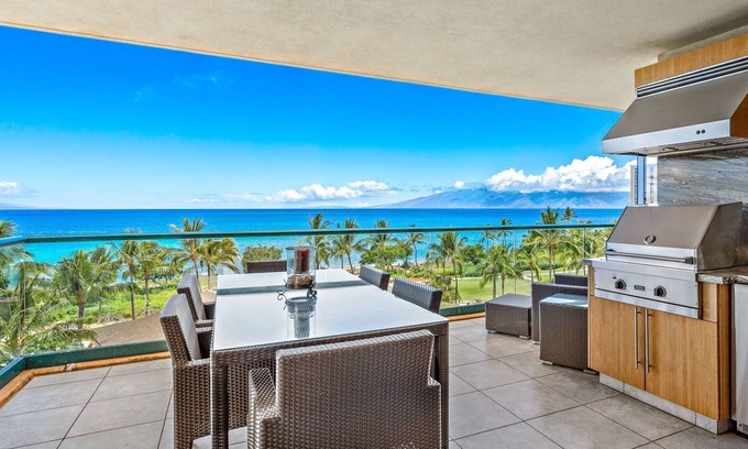 Honokowai Condominio | Maui Resort Rentals: Honua Kai – 7 Total Bedrooms, Stunning Ocean Views, 4,465 Combined Sq Ft, Sleeps up to 22!