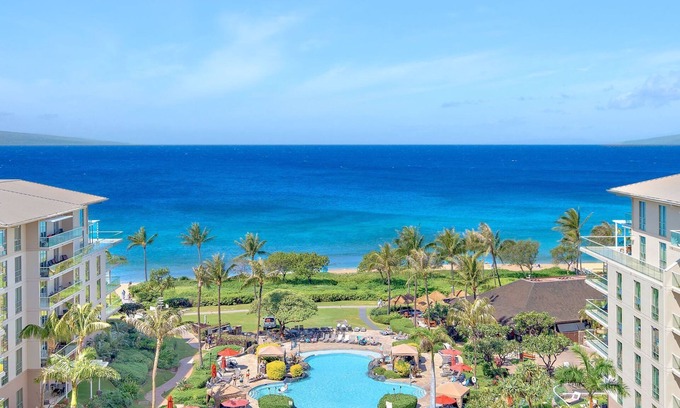 Honokowai Condominio | Maui Resort Rentals: Honua Kai – 4 Total Bedrooms, 9th Floor Stunning Deluxe Ocean Views!
