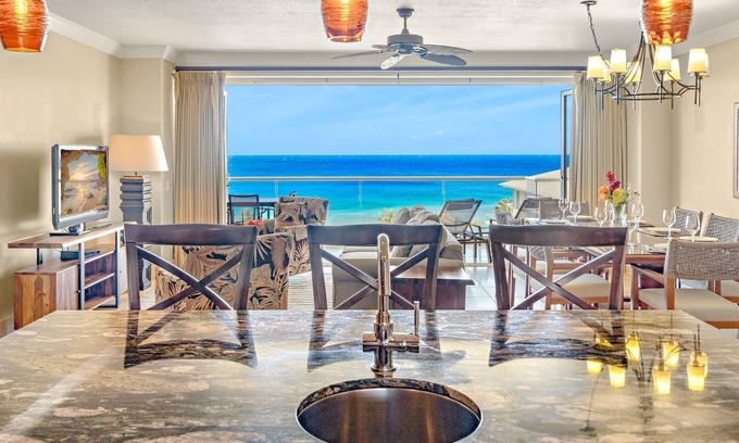 Honokowai Condominio | Maui Resort Rentals: Honua Kai – 7 Total Bedrooms, 9th Floor Stunning Deluxe Ocean & Mountain Views!