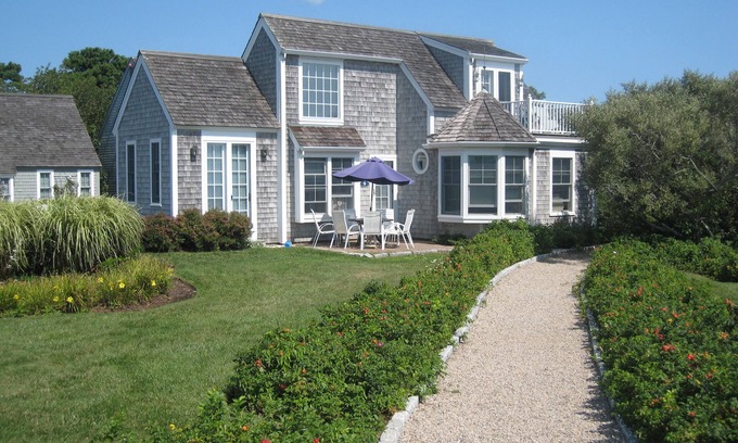 Mashpee Cabaña | Espectacular Maushop Beachfront Cottage