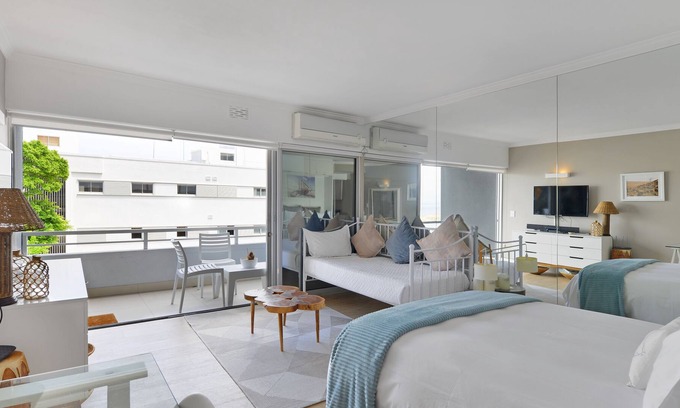 Clifton Apartamento | Mawethu | Lush Studio Apartment | Clifton Beach
